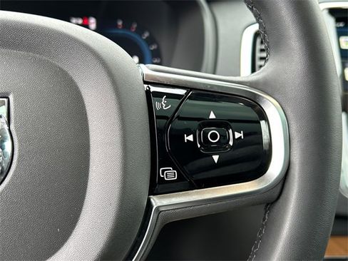 Used 2024 Volvo XC90 B6 Plus image 14