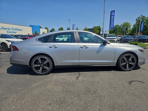 Used 2024 Honda Accord Sport image 7