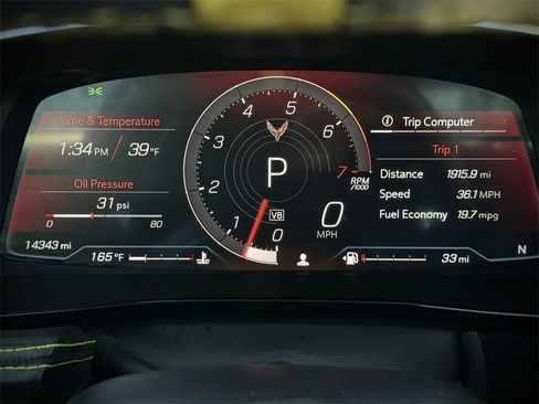 Used 2024 Chevrolet Corvette Stingray Premium Cpe w/ Z51 Performance Package image 30