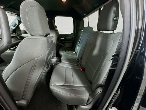 New 2026 RAM 1500 Express AWD/4WD image 23