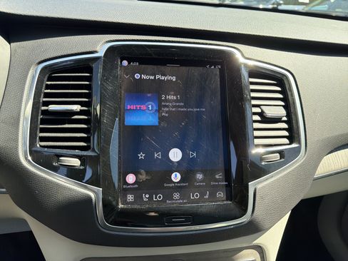 Certified 2023 Volvo XC90 B5 Plus AWD/4WD image 23