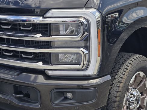 Used 2024 Ford F250 King Ranch AWD/4WD image 10