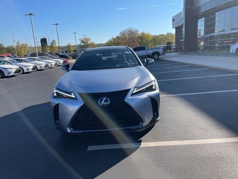 New 2025 Lexus UX 300h 300h F SPORT DESIGN AWD image 8