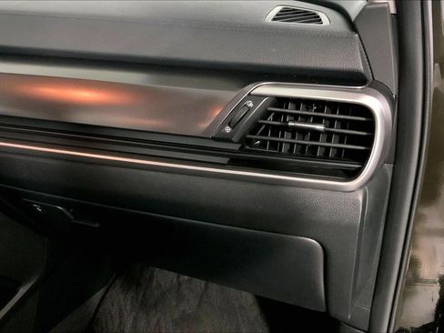 Certified 2024 Kia Telluride S image 16