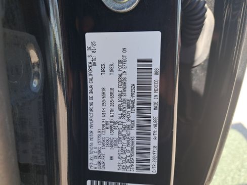 Used 2025 Toyota Tacoma SR5 RWD image 30