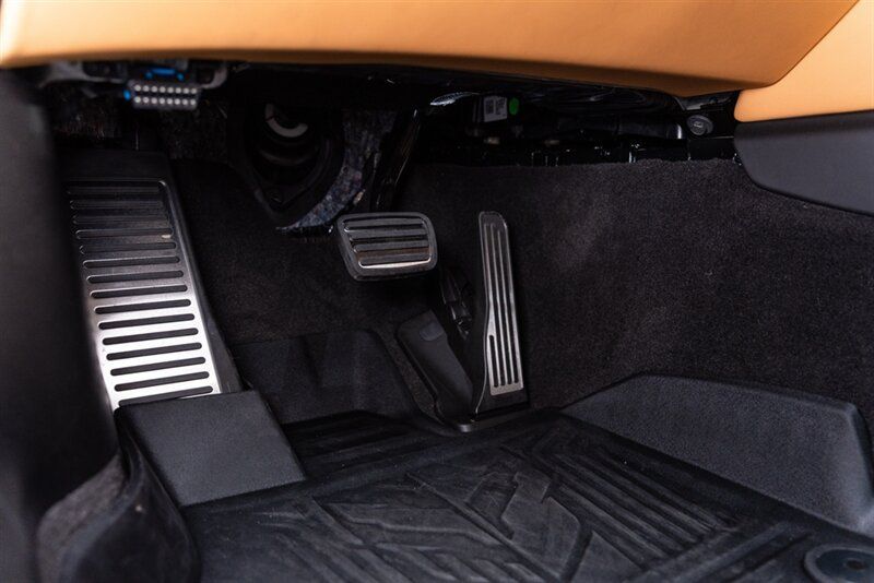 Used 2025 Chevrolet Corvette Z06 w/ Stealth Interior Trim Package RWD image 96