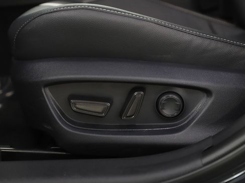 Used 2026 Toyota Camry SE w/ Multimedia Upgrade Package image 27