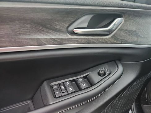 New 2026 Jeep Grand Cherokee L 4WD image 21