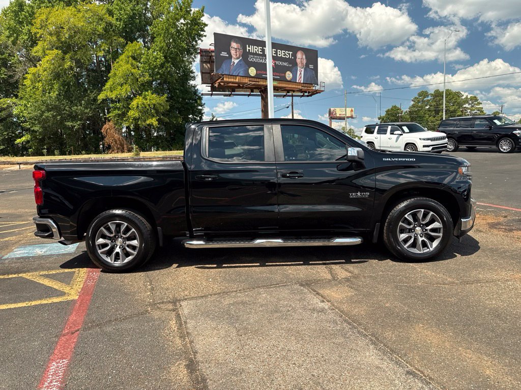 Used 2020 Chevrolet Silverado 1500 LT w/ Texas Edition RWD image 5
