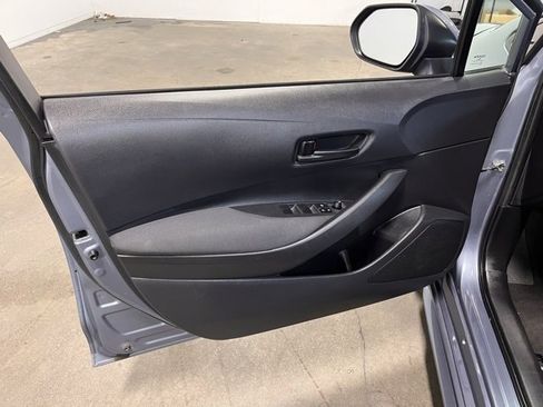 Used 2023 Toyota Corolla LE image 24