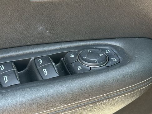Used 2020 Cadillac XT6 Premium Luxury FWD image 27