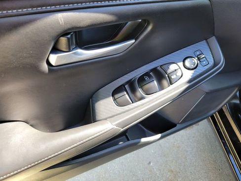 Used 2024 Nissan Sentra SV image 36