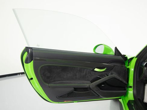 Certified 2019 Porsche 911 GT3 RS image 17