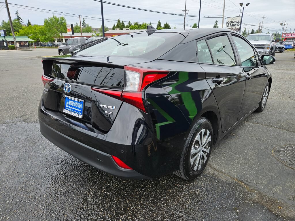Used 2019 Toyota Prius XLE AWD/4WD image 5