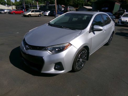 Used 2014 Toyota Corolla S w/ Driver Convenience Package FWD image 5