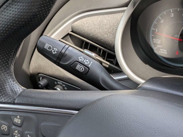 Used 2025 Chevrolet Malibu LT FWD image 24