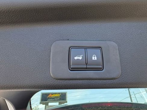 New 2025 Nissan Murano SL w/ Cargo Package AWD/4WD image 32