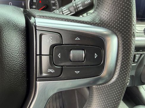 Used 2022 Chevrolet Blazer LT FWD image 25