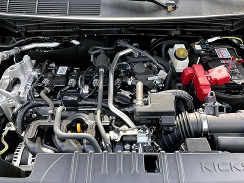 New 2026 Nissan Kicks SV w/ Charging Package image 16