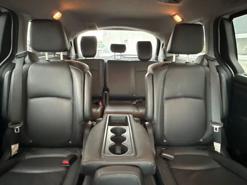 Used 2024 Honda Odyssey Touring image 14