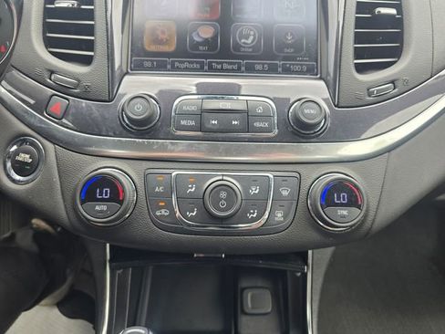 Used 2018 Chevrolet Impala LT w/ LT Convenience Package FWD image 21