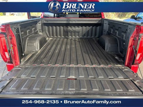Used 2022 GMC Sierra 1500 SLT image 7