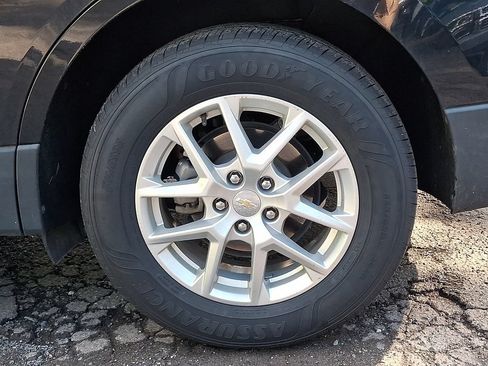 Used 2023 Chevrolet Equinox LT AWD/4WD image 31