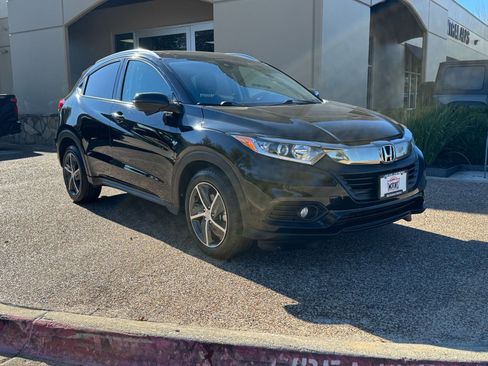 Used 2022 Honda HR-V EX image 6