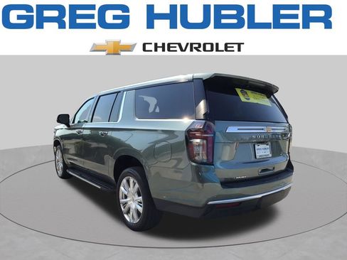 Used 2023 Chevrolet Suburban High Country AWD/4WD image 10