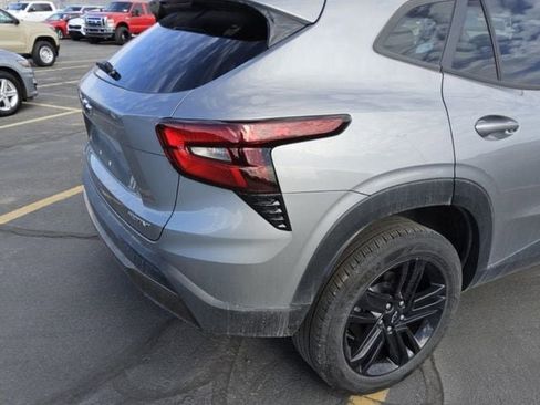 Used 2024 Chevrolet Trax ACTIV w/ Driver Confidence Package image 4