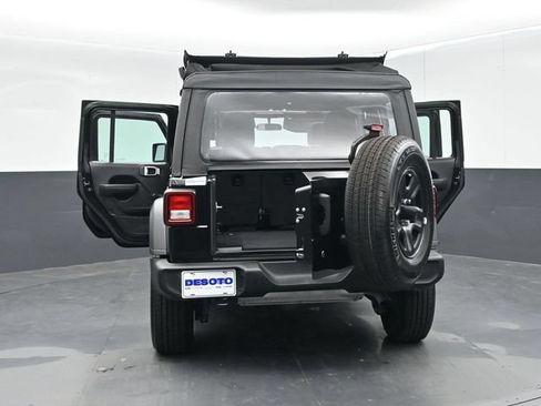 Used 2022 Jeep Wrangler Unlimited Sport AWD/4WD image 66