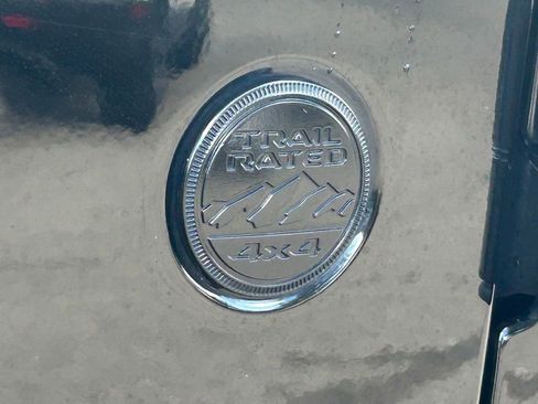 Used 2021 Jeep Wrangler Unlimited Sahara image 18