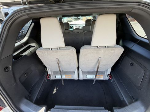 Used 2013 Ford Explorer XLT FWD image 14