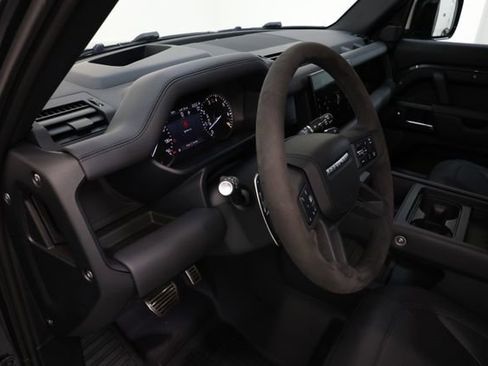 Used 2023 Land Rover Defender 90 V8 image 92