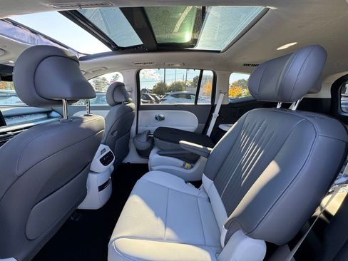 New 2026 Hyundai Ioniq 9 Calligraphy AWD/4WD image 13