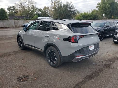 New 2026 Kia Sportage EX image 3