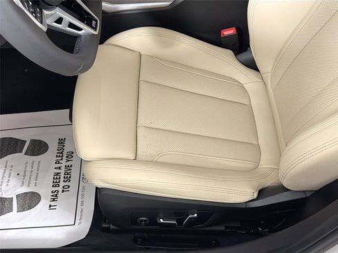 New 2026 BMW 330i Sedan w/ M Sport Package RWD image 21