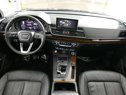 Used 2018 Audi Q5 2.0T Premium Plus w/ Premium Plus Package image 9