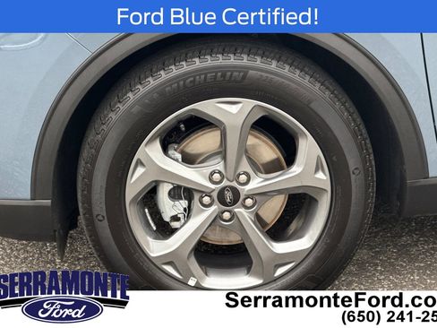 Certified 2025 Ford Escape ST-Line w/ Equipment Group 301A FWD image 29