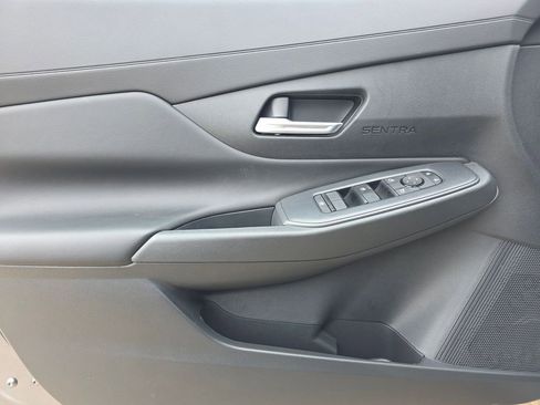 New 2026 Nissan Sentra SV w/ SV Convenience Package FWD image 12