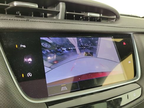 Certified 2024 Cadillac XT6 Luxury AWD/4WD image 28