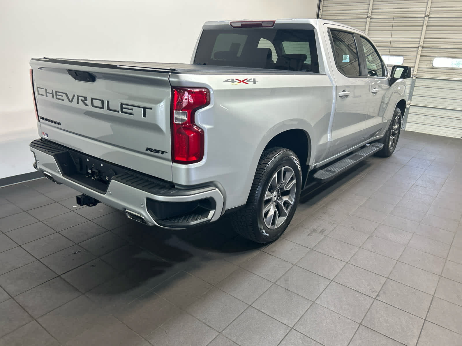 Used 2022 Chevrolet Silverado 1500 RST w/ Safety Package AWD/4WD image 3