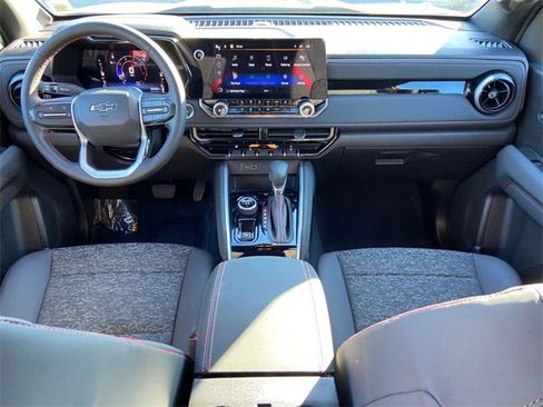 Used 2023 Chevrolet Colorado Z71 w/ Z71 Convenience Package 2 image 13