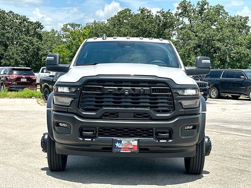 New 2026 RAM 5500 Tradesman AWD/4WD image 10