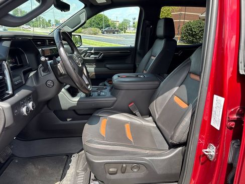 Used 2022 GMC Sierra 1500 AT4 w/ AT4 Premium Package AWD/4WD image 14