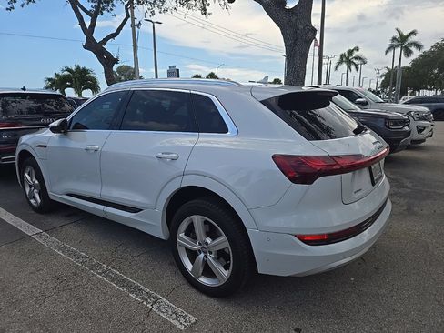 Used 2019 Audi e-tron Premium Plus AWD/4WD image 2