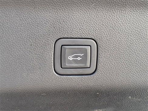 Certified 2024 Chevrolet Tahoe LT w/ Luxury Package image 9