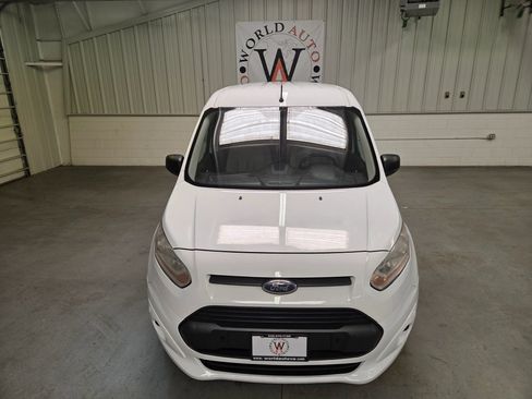 Used 2017 Ford Transit Connect XLT FWD image 12