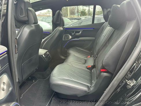 Used 2023 Mercedes-Benz EQS 580 4MATIC SUV image 21