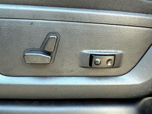 Used 2025 RAM 2500 Big Horn image 13